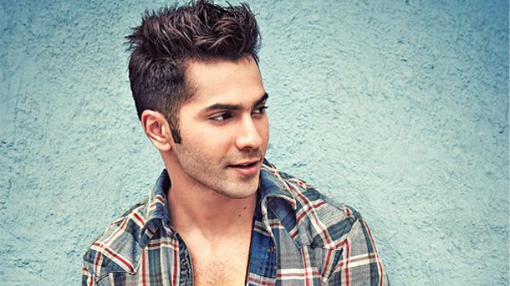 Varun Dhawan JUMPS to announce a surprise ! Varun Dhawan JUMPS to announce a surprise !