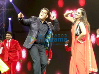 Salman Khan, Prabhu Dheva & Badshah perform for Da-bangg Tour Concert in Sydney