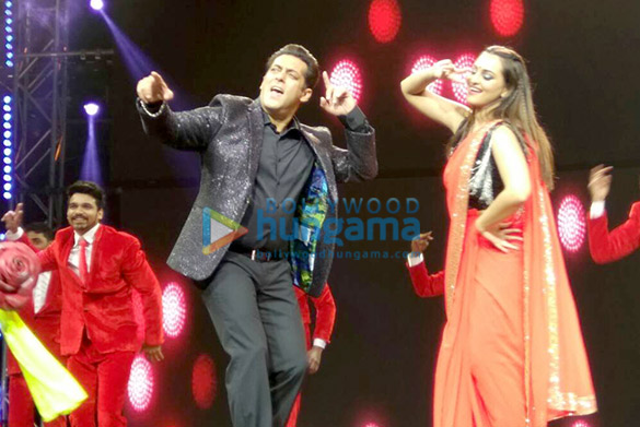 da bangg tour concert in sydney 2