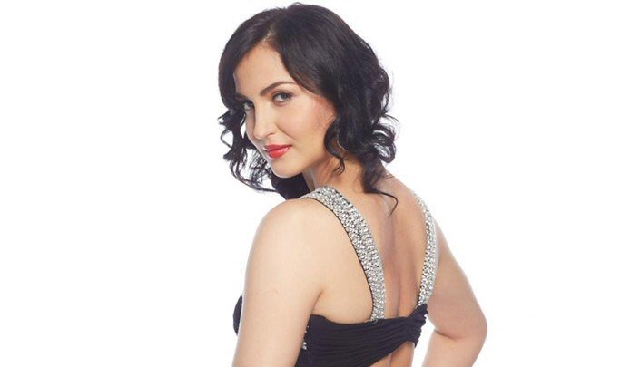 Elli Avram’s Kick Boxing Game Is To The Point