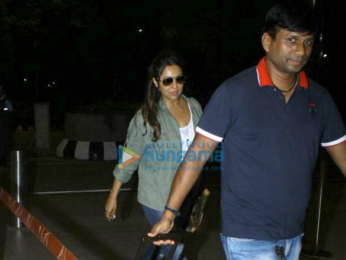 Gauri Khan departs for London