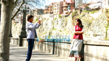 Movie still from the Movie Hindi Medium