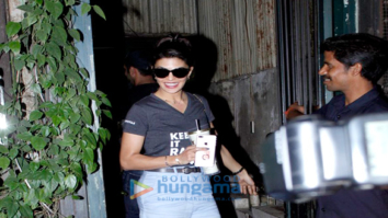 Jacqueline Fernandez snapped post dinnner at Pali Village Cafe