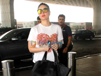 Kareena Kapoor Khan and Preity Zinta snapped at the airport