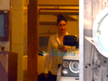 Kareena Kapoor Khan snapped below her home in Bandra