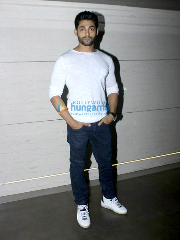 premiere of mantosthan 9