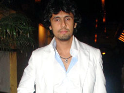 SHOCKING! Sonu Nigam challenges muslim cleric; agrees to shave his head for Rs. 10 lakhs