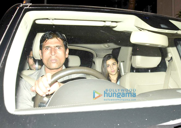 saif kareena sidharth and alia snapped at diwans house party 4