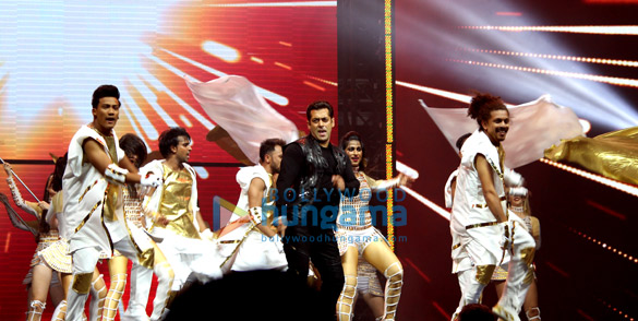 salman khan at the dabangg tour in auckland new zealand 10