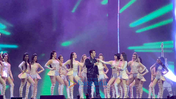 salman khan at the dabangg tour in auckland new zealand 4