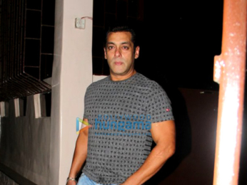 Salman Khan snapped with Kabir Khan post Tubelight dubbing in Bandra