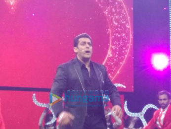 Salman Khan & team perform at Da-bangg Tour Concert in Melbourne
