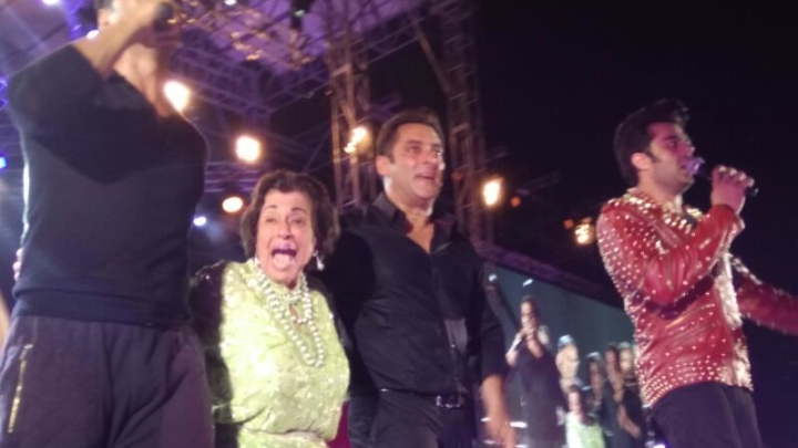 Salman Khan’s ROCKING HUNGAMA At Dabangg Tour Concert In Hong Kong Salman Khan’s ROCKING HUNGAMA At Dabangg Tour Concert In Hong Kong