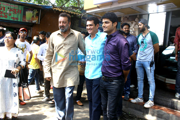 Sanjay Dutt snapped shooting for ‘Bhoomi’ Sanjay Dutt snapped shooting for ‘Bhoomi’