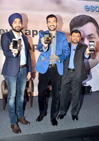 Chef Sanjeev Kapoor launches his own mobile app