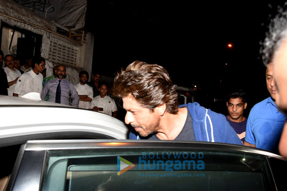 shah rukh khan anand l rai snapped post dinner at olive 6