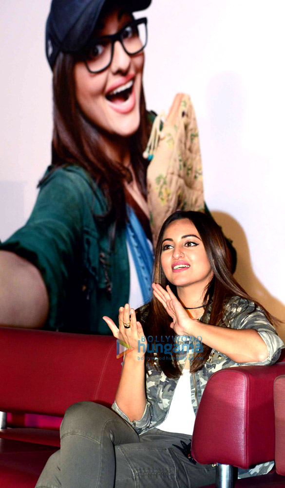 sonakshi sinha promotes noor in delhi noida 2