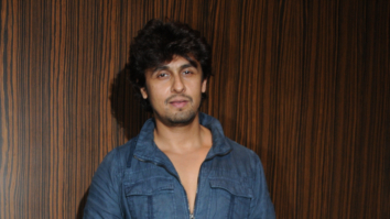 “Religion & Patriotism- Do Zeher Hai Duniya Ke”: Sonu Nigam