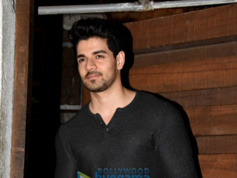 Sooraj Pancholi snapped post his dinner with friends