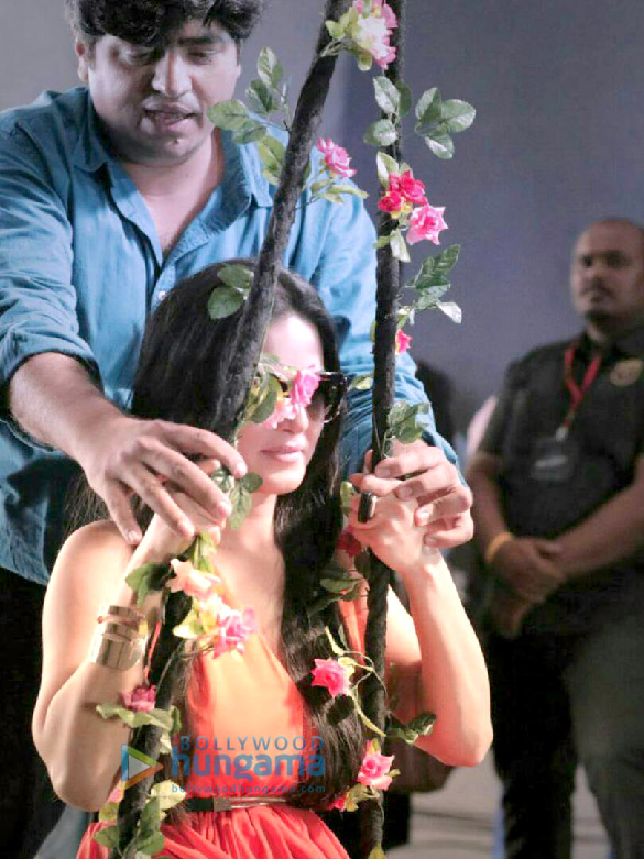 sunny leone snapped at a photoshoot for iarra sunglasses 3