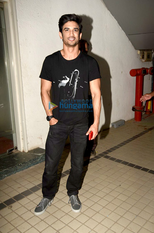 sushant singh rajput and kriti sanon snapped promoting their film raabta 5