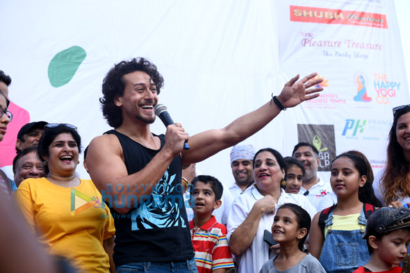 tiger shroff remo dsouza grace lokhandwala street festival 4