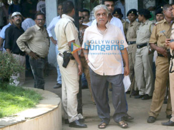 Aamir Khan, Kiran Rao, Kajol and others attend Reema Lagoo's funeral