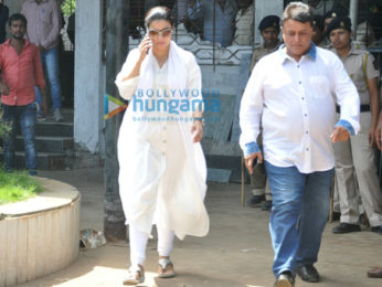 Aamir Khan, Kiran Rao, Kajol and others attend Reema Lagoo's funeral