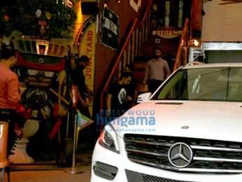 Aamir Khan snapped post spa session in Bandra