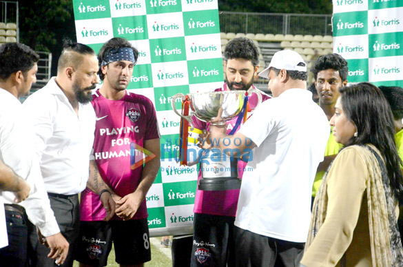 abhishek bachchan and ranbir kapoor play a friendly football match with the cisf personnels 36