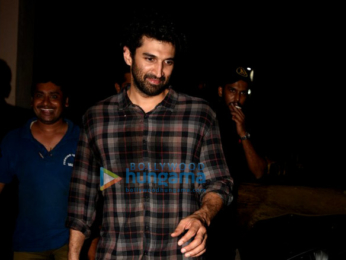 Aditya Roy Kapur snapped post partying with close friends