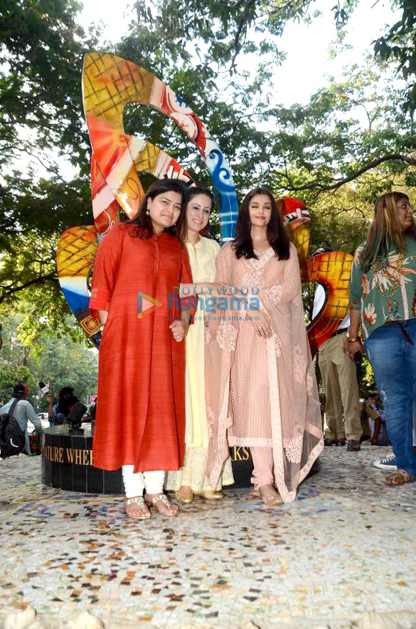 aishwarya rai bachchan inaugurates artist and social activist rouble nagis sculpture titled the paradise garden 5