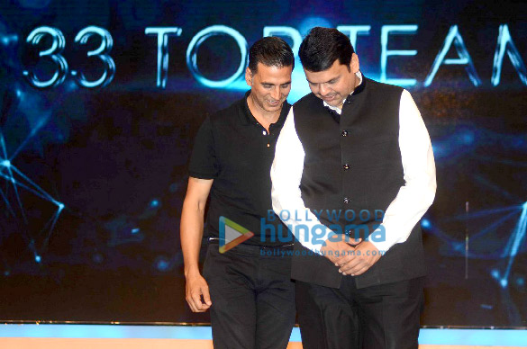 Akshay Kumar graces the Transform Maharashtra initiative launch by Devendra Fadnavis