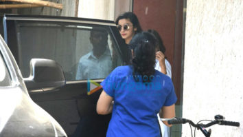 Alia Bhatt snapped in Bandra