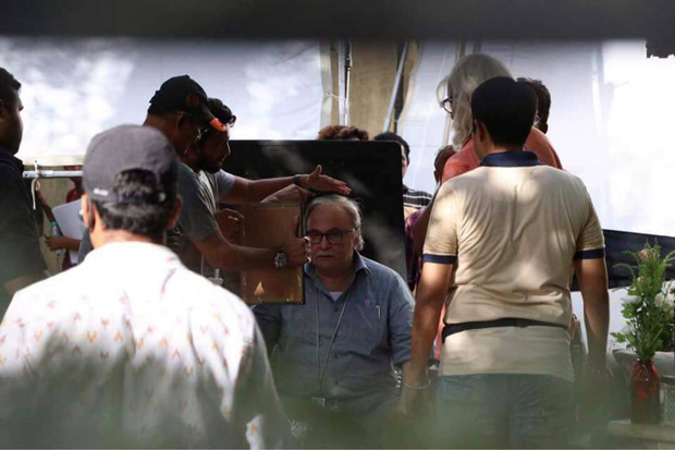 Amitabh Bachchan and Rishi Kapoor begin shooting for 102 Not Out on the streets of Mumbai-3