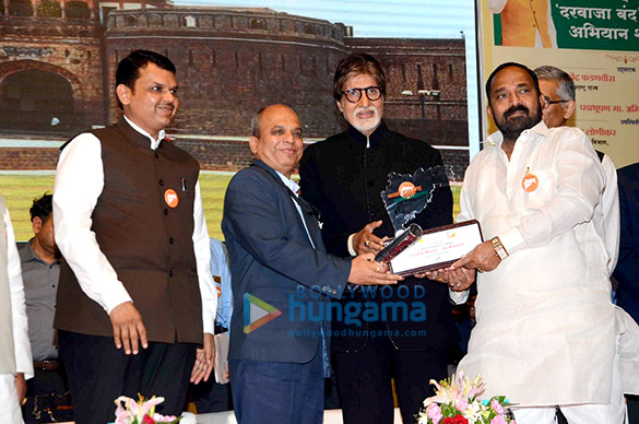 amitabh bachchan graces the launch of the darwaza bandh campaign 5