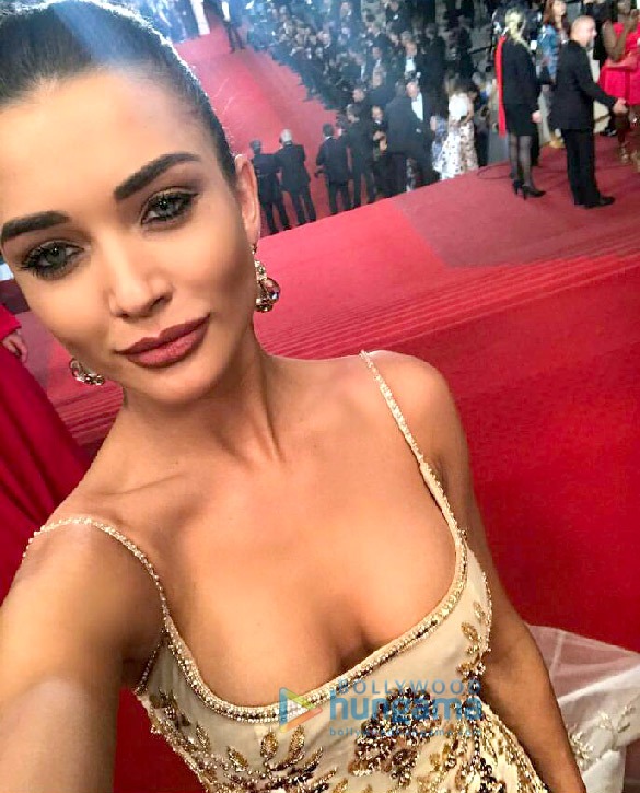 amy jackson 330 2