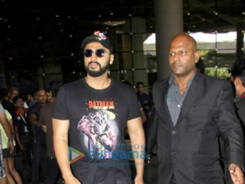 Arjun Kapoor and Shraddha Kapoor snapped returning from Ahmedabad post Half Giirlfriend promotions