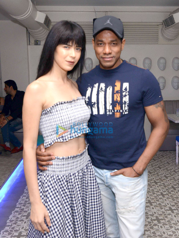 aryan khan and many more at the launch of no vacancy bar bistro 4