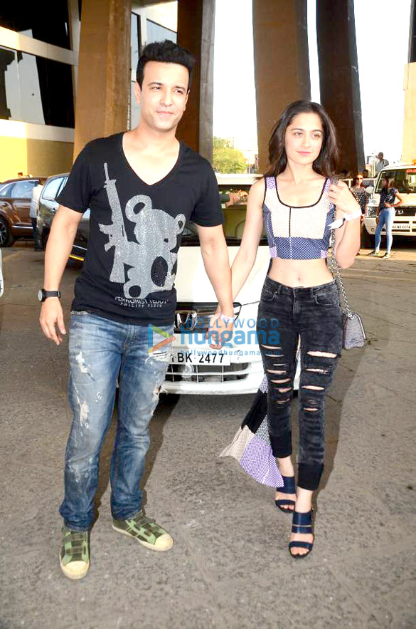celebs attend justin biebers concert in mumbai 6
