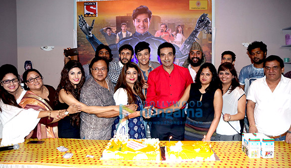 Completion of 200 episodes bash of Yaro Ka Tashan Completion of 200 episodes bash of Yaro Ka Tashan