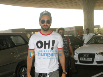 Deepika Padukone, Ayushmann Khurana, Parineeti Chopra, Shraddha Kapoor and Arjun Kapoor snapped at the airport