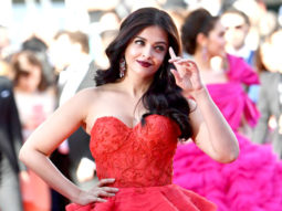 HOT: Aishwarya Rai Bachchan steals the show in red ruffled gown at Cannes 2017