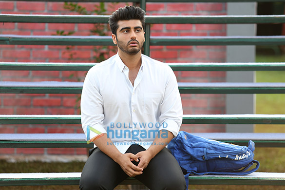 half girlfriend 1 9