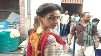 Movie still from the Movie Hindi Medium