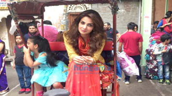 Movie still from the Movie Hindi Medium