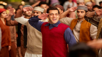 Salman Khan pays tribute to Raj Kapoor in Tubelight