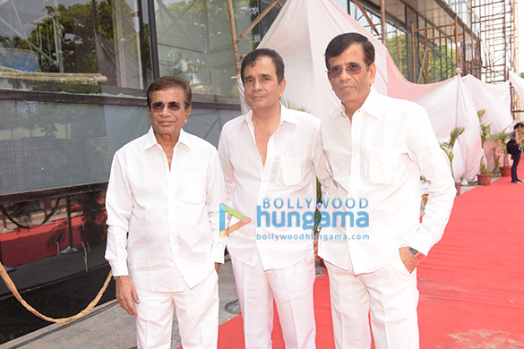 javed akhtar hema malini and dharmendra grace the mahurat of anil sharmas film genius1 7