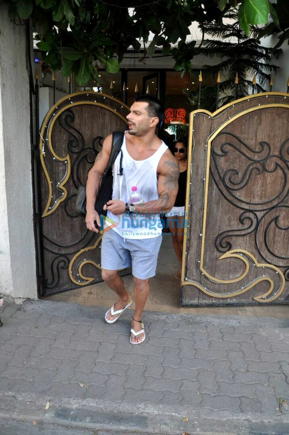 karan singh and bipasha snapped post spa a session in juhu 2