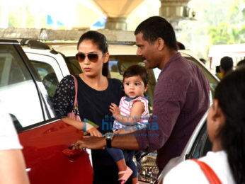 Mira Rajput snapped with daughter Misha at the domestic airport